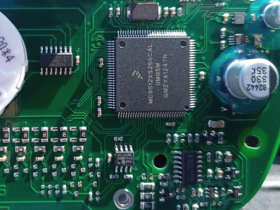 Dash eeprom 25lc160 BMW c650l