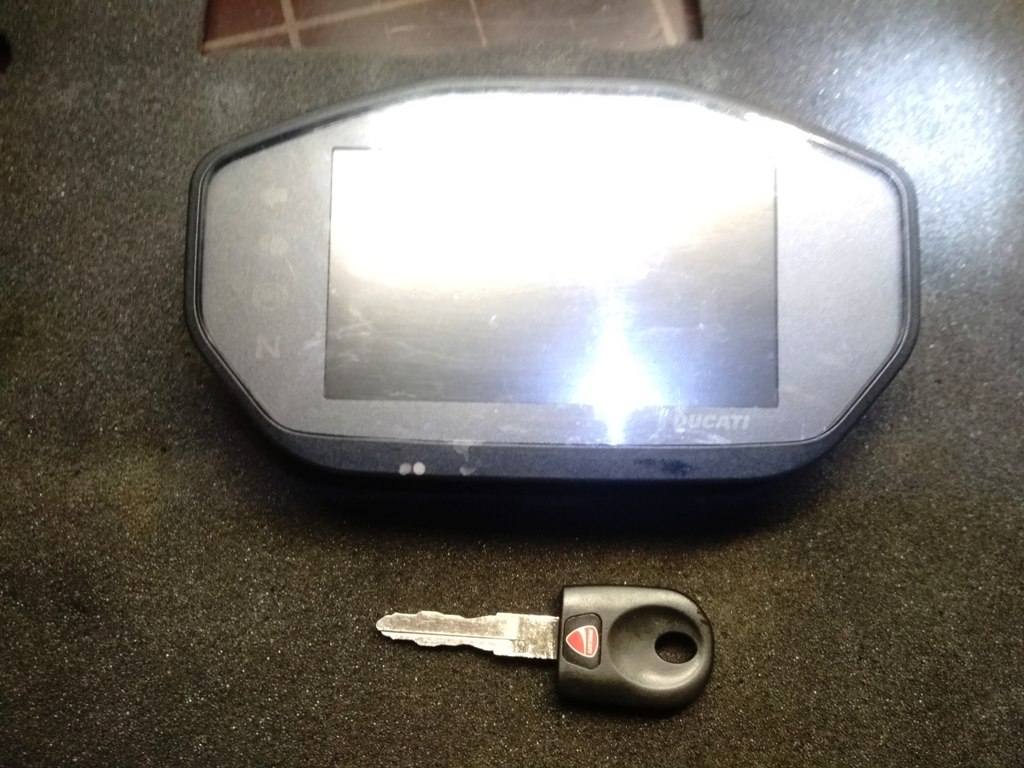 Ducati Monster dash Cobo
