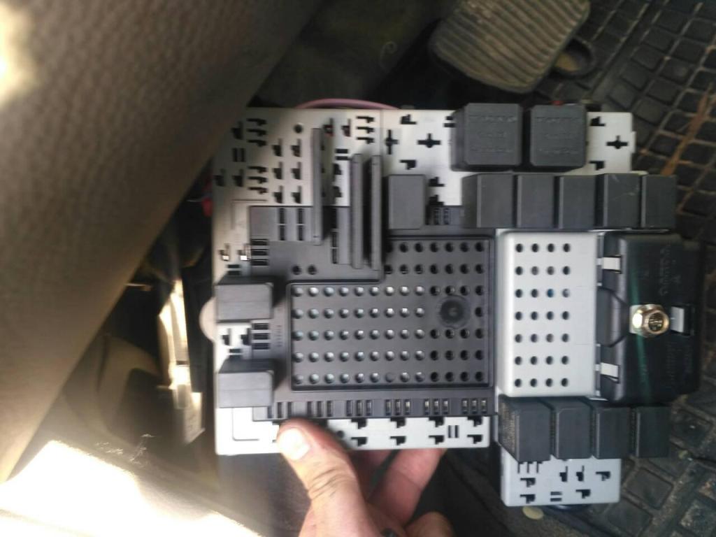 CEM Volvo Intel 28F400
